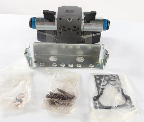 DYNAPAC ­-­ 4700901469 ­-­ VALVE CPL