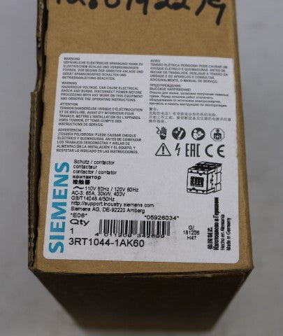 SIEMENS ­-­ 3RT1044-1AK60 ­-­ CONTACTOR  65AMP  3 POLE  110/120VAC  50/60HZ