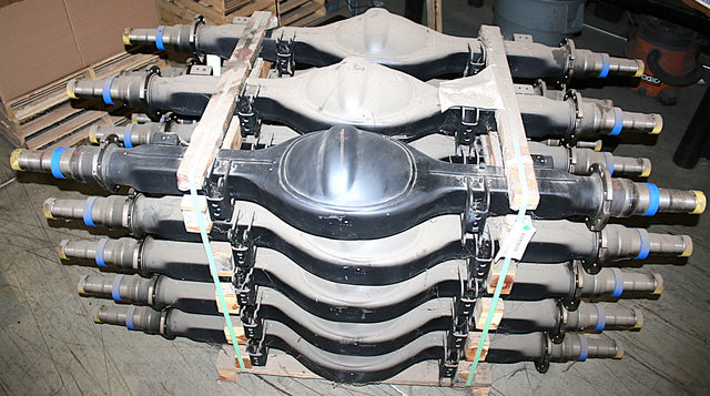 DANA SPICER ­-­ 10004092 ­-­ HOUSING & STUD ASSY