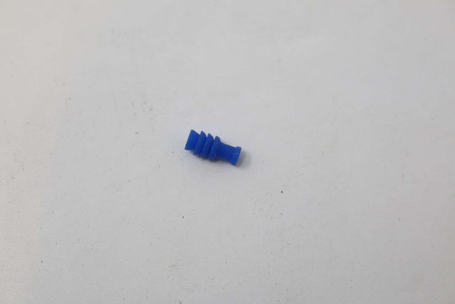 PREVOST ­-­ 563761 ­-­ CAVITY PLUG AMP MICRO QUAD LOC