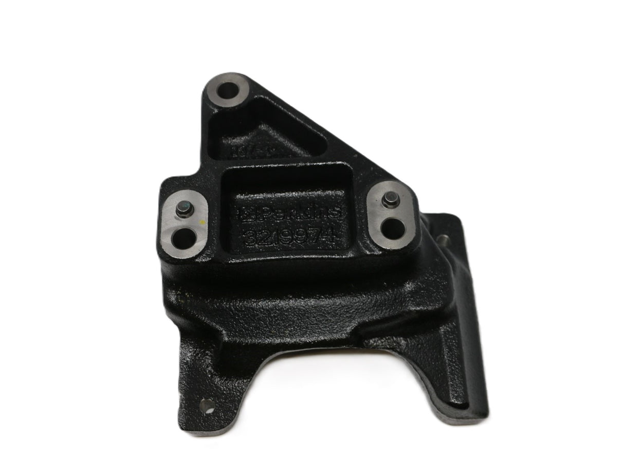 PERKINS ­-­ 3219974 ­-­ BRACKET A/C COMPRESSOR MOUNT