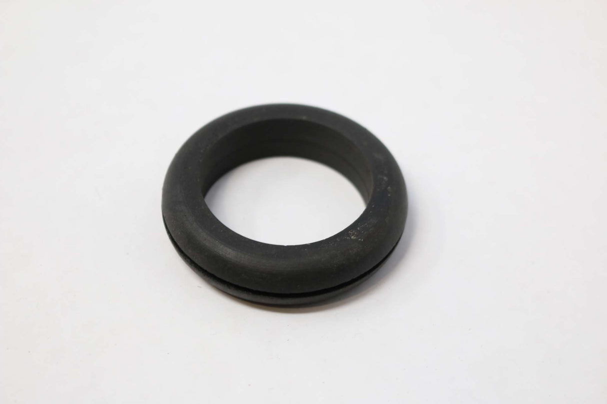 MINOR RUBBER CO. INC. ­-­ Z-628 ­-­ GROMMET 1.375X1.625X.0625X.500