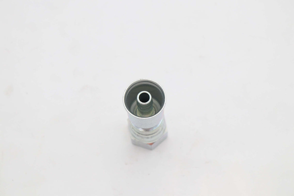 PARKER ­-­ 16826-8-6 ­-­ CRIMP STYLE HYDRAULIC HOSE FITTING  26 SERIES