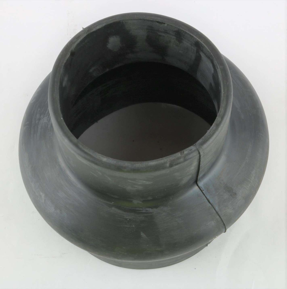 ATLAS COPCO ­-­ 2014700936 ­-­ REDUCER - RUBBER HUMP 4in TO 5.5in