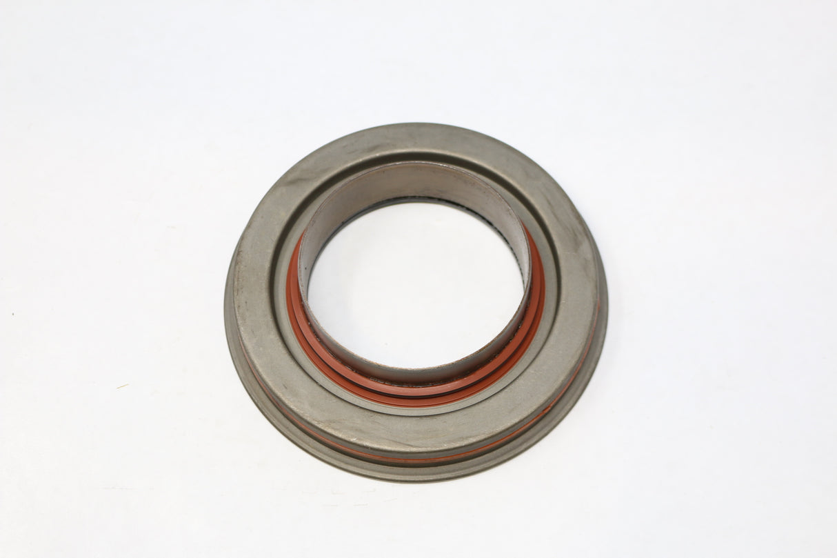 NAVISTAR ­-­ 2590277C1 ­-­ SEAL/O-RING - REAR BEARING RET