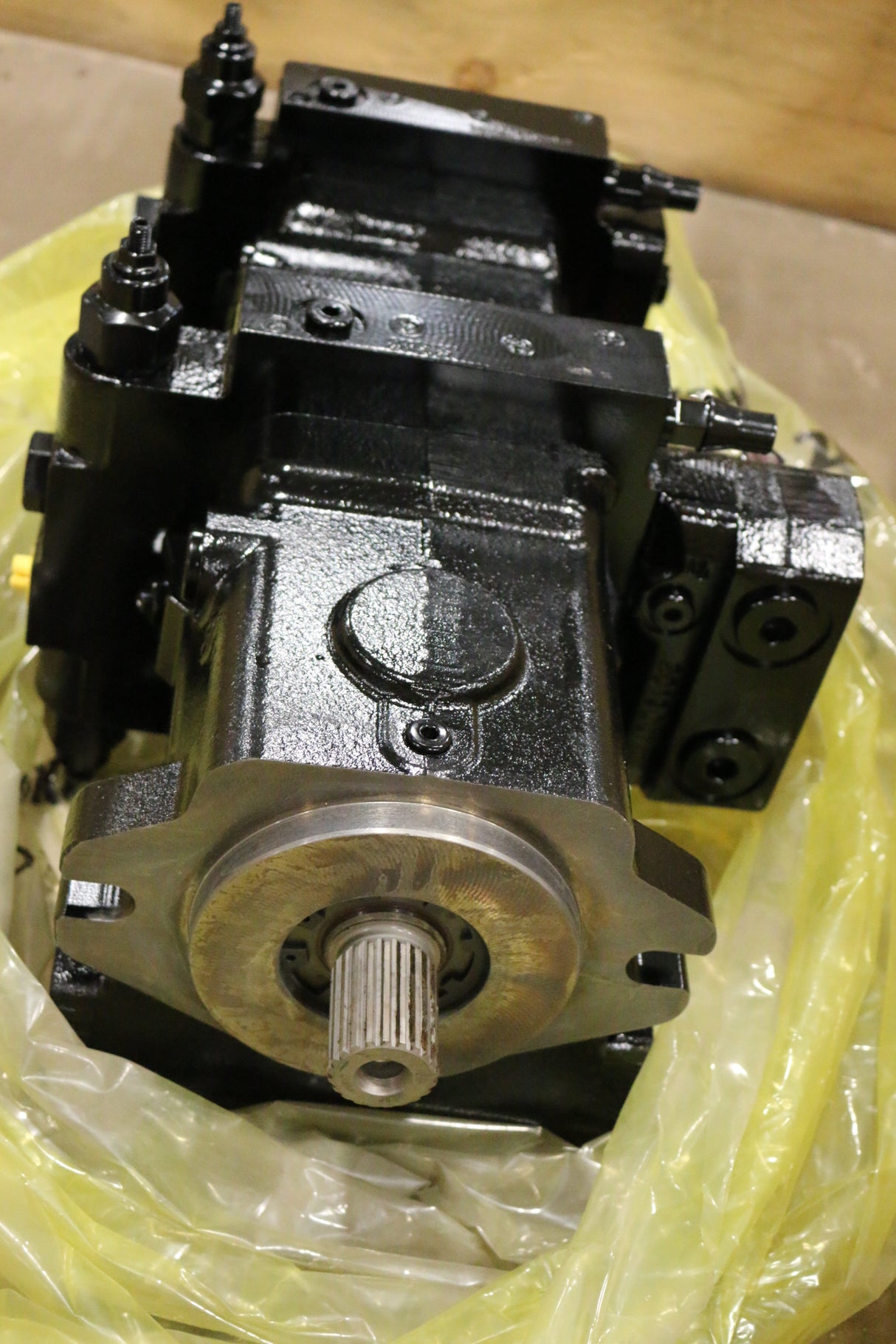 DYNAPAC ­-­ 4700395138 ­-­ HYDRAULIC PUMP