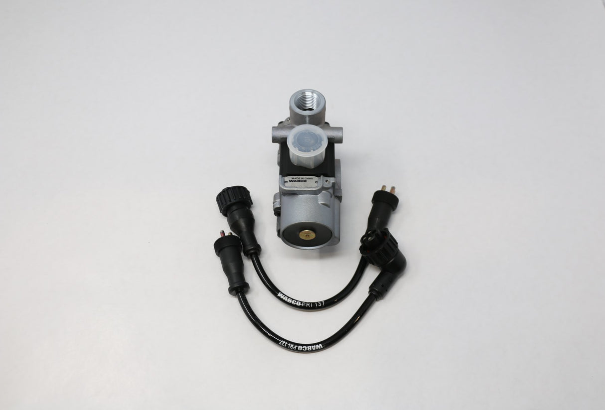 MACK ­-­ 6300-4006110220 ­-­ ABS MODULATOR VALVE W/ STRAIGHT & 90 DEGREE CABLES