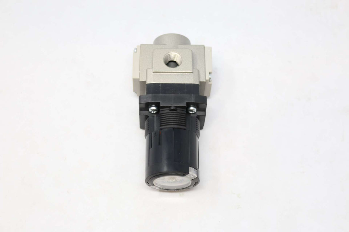 SMC ­-­ ARG20-N02G1-Z ­-­ REGULATOR W/GAUGE