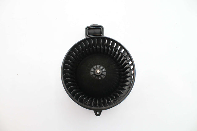 PACCAR ­-­ CR705002 ­-­ HEATER BLOWER MOTOR