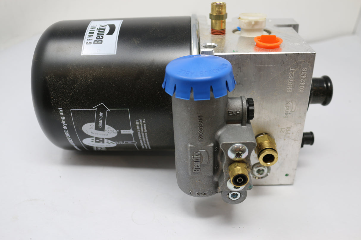 BENDIX ­-­ K042436 ­-­ AIR DRYER ASM