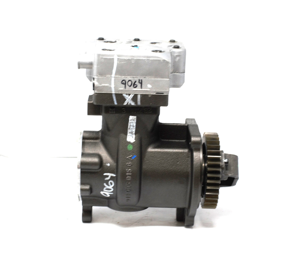CUMMINS ­-­ 4318216RX ­-­ AIR COMPRESSOR: REMAN