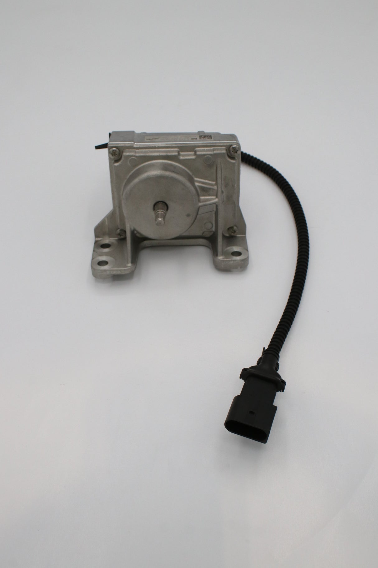 DETROIT DIESEL ­-­ A4701500994 ­-­ EGR VALVE