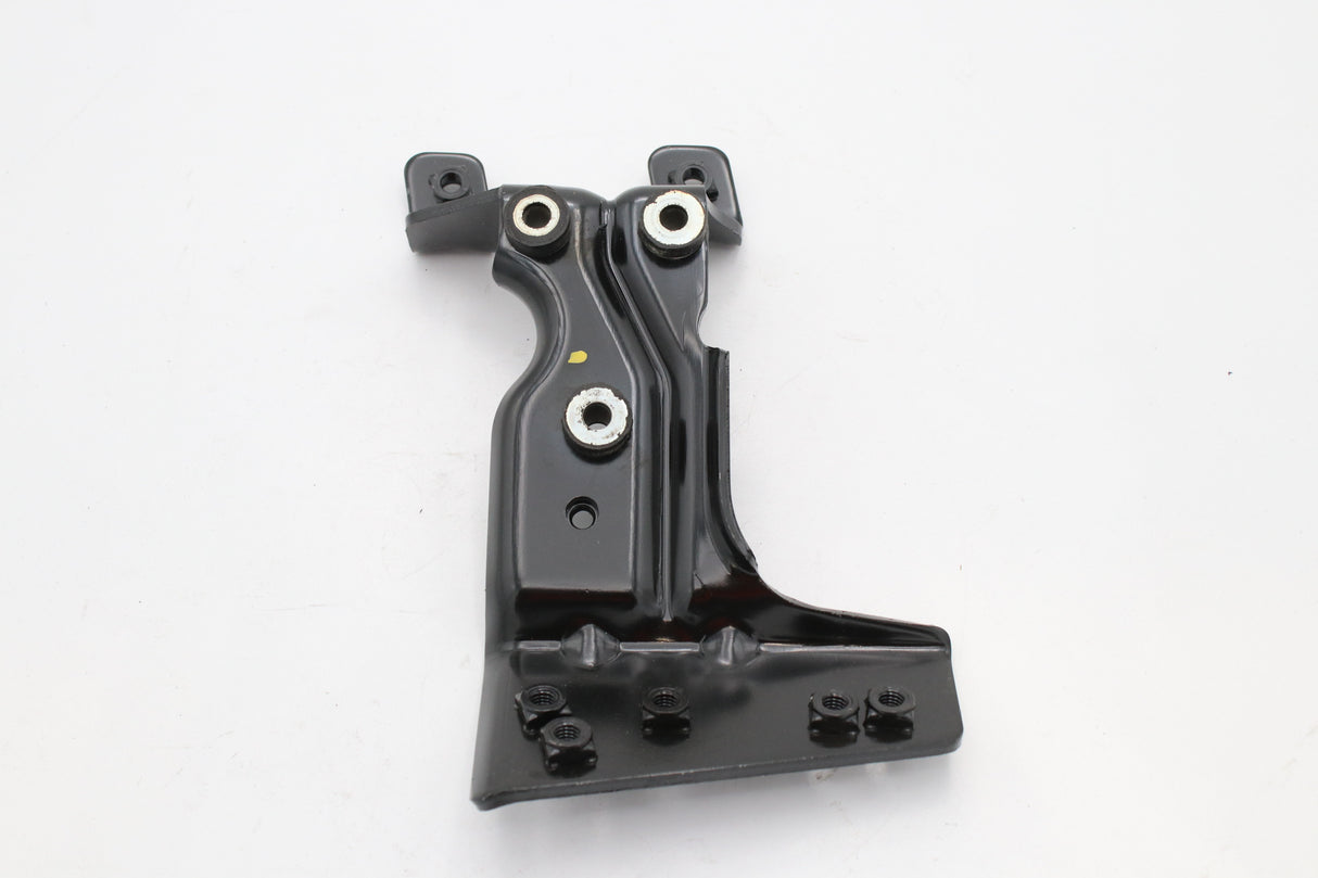 VOLVO ­-­ 22058541 ­-­ BRACKET-VENTURI TUBE