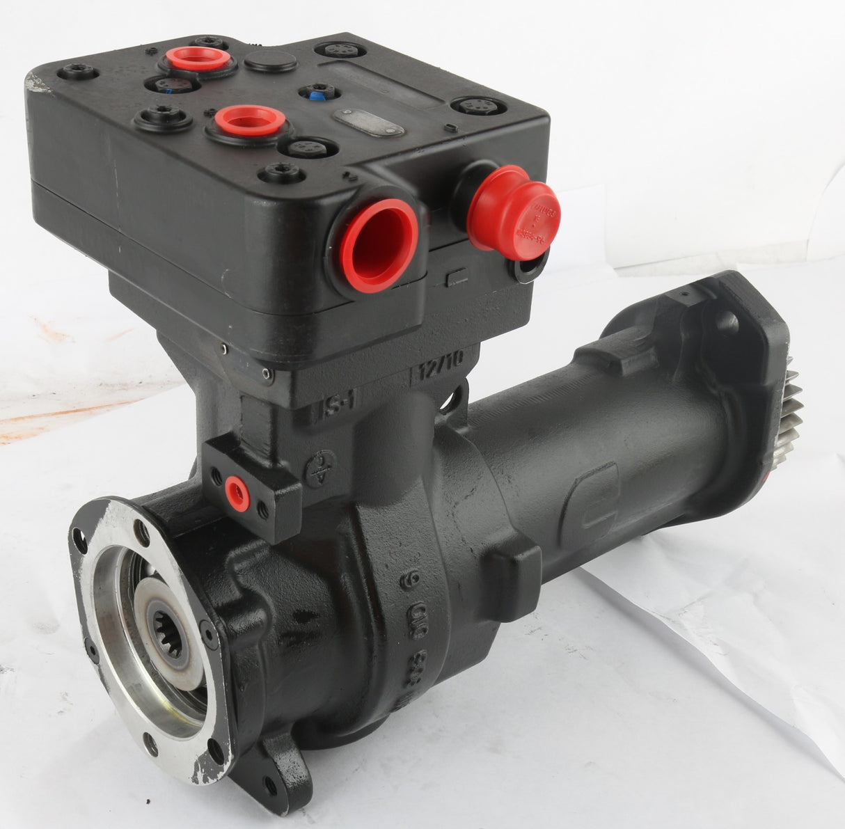 D&W DIESEL ­-­ 1650792023 ­-­ AIR COMPRESSOR REMAN