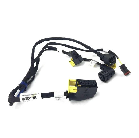 PACCAR ­-­ M92-6102 ­-­ DEF TANK HARNESS EPA17