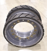 DYNAPAC ­-­ 4812243325 ­-­ BONDED DRIVE WHEEL RH