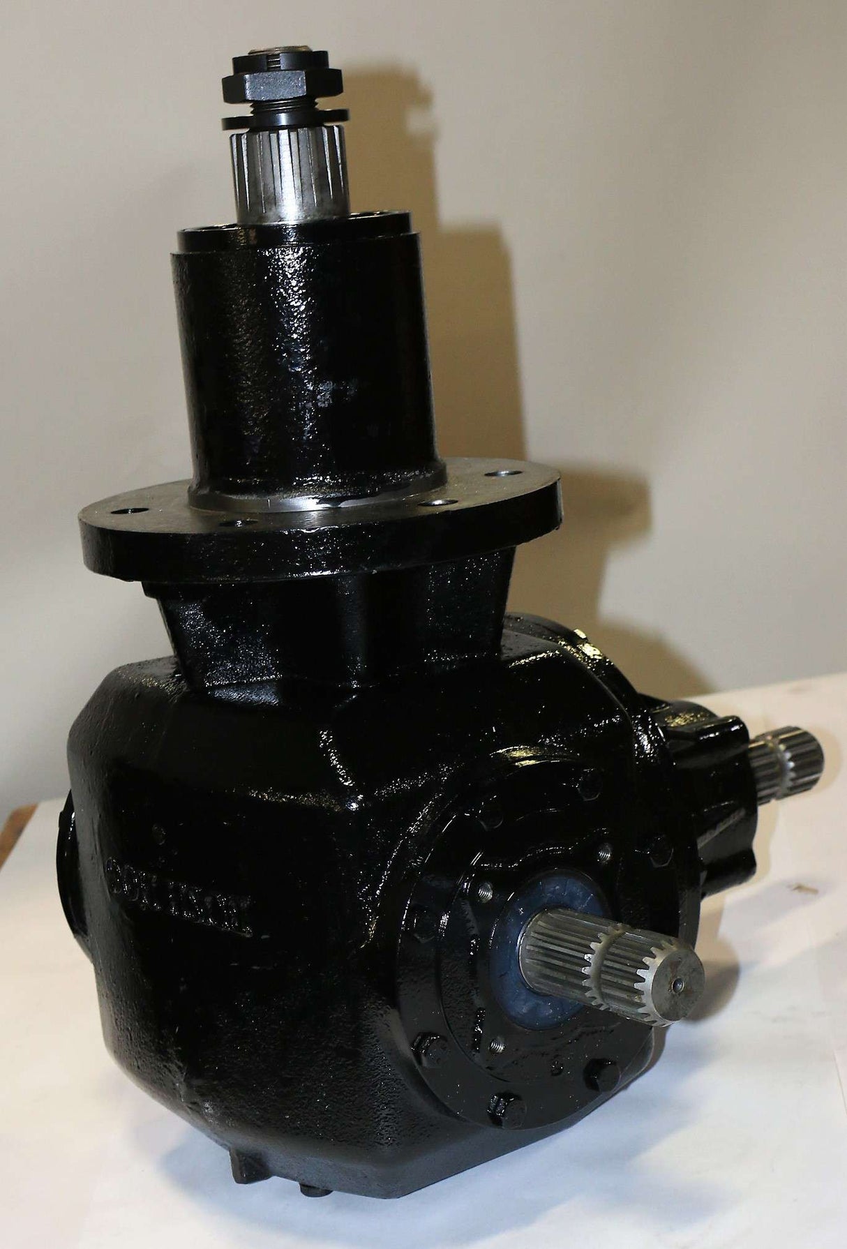 BUSH HOG ­-­ 71267 ­-­ GEARBOX ASSEMBLY