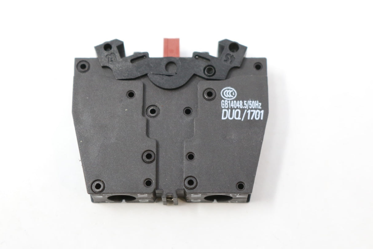 SIEMENS ­-­ 3SB3400-0E ­-­ X SWITCH CONTACT BLOCK W/COLLA