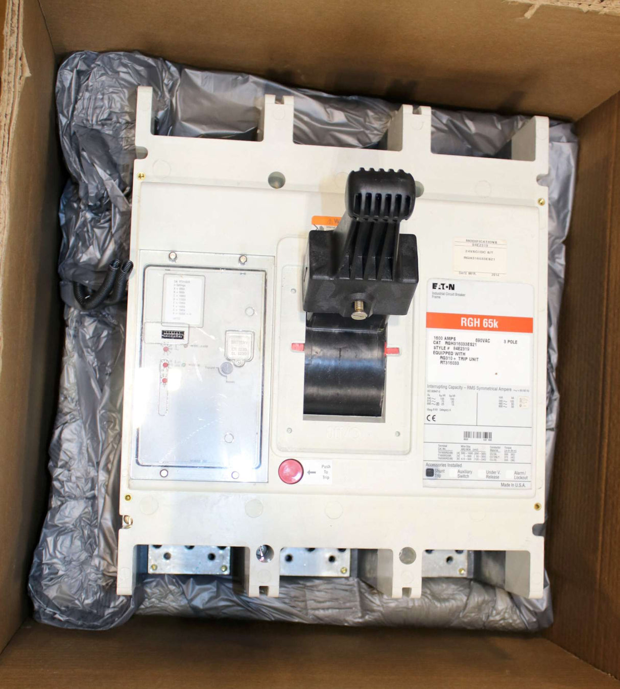 EATON ­-­ RGH316033ES21 ­-­ BREAKER- CIRCUIT 1600 AMPS 3 POLE