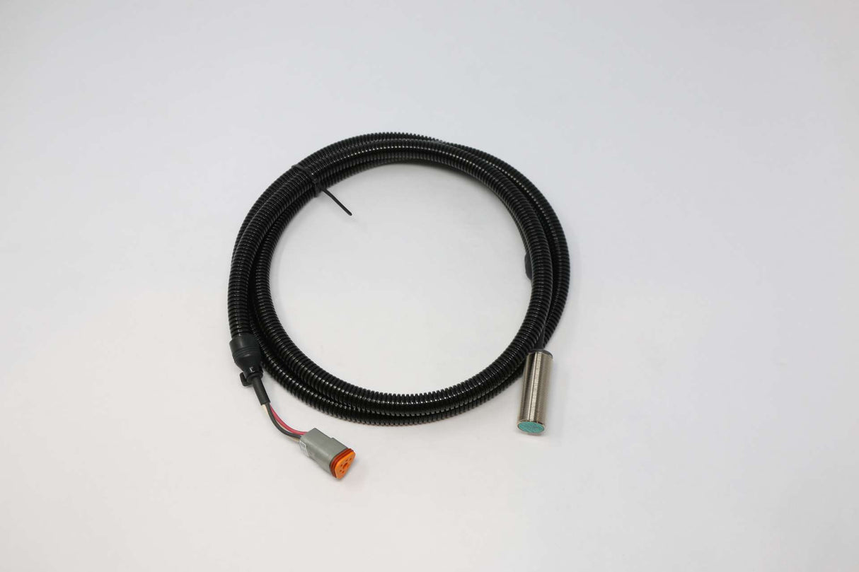 PEPPERL & FUCHS ­-­ NBB8-18GM50-E0-M-Y ­-­ INDUCTION SENSOR