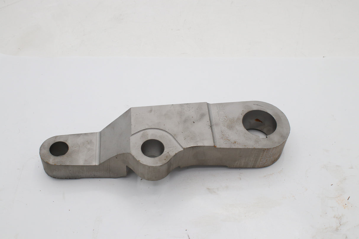 AXLETECH ­-­ 145011374E ­-­ STEERING ARM