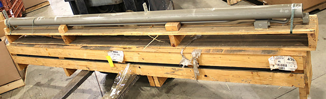 BOBCAT ­-­ 7301092 ­-­ TUBE CYLINDER