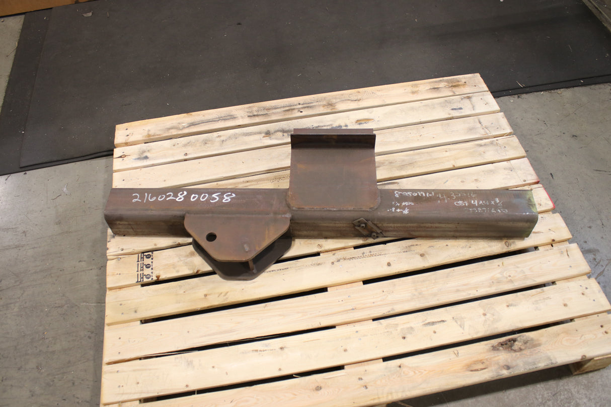 GRADALL ­-­ 2160280058 ­-­ WELD- SUPPORT PROP