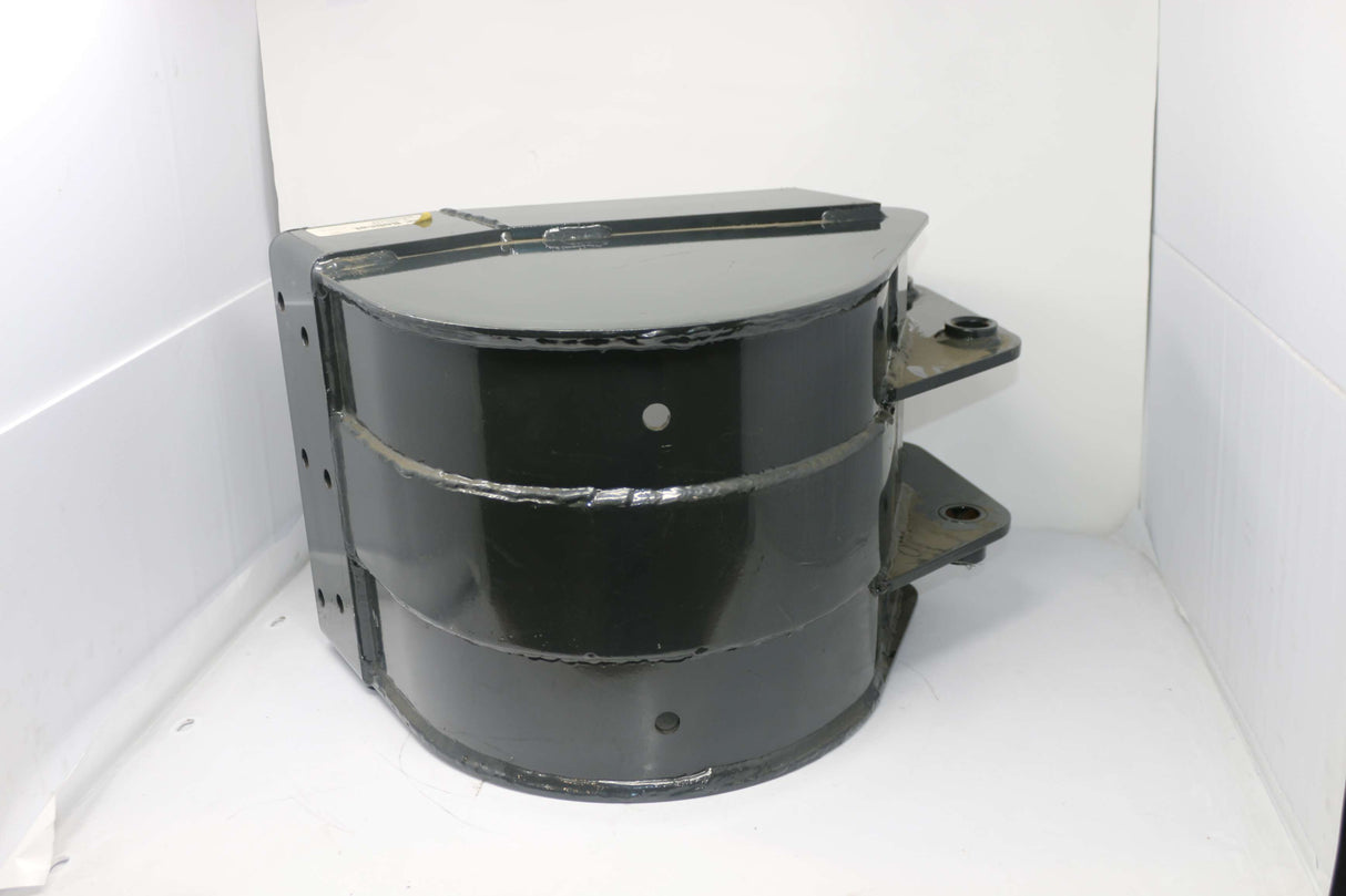 BOBCAT ­-­ 7389158 ­-­ BUCKET