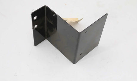 BOBCAT ­-­ 7379049 ­-­ BRACKET M