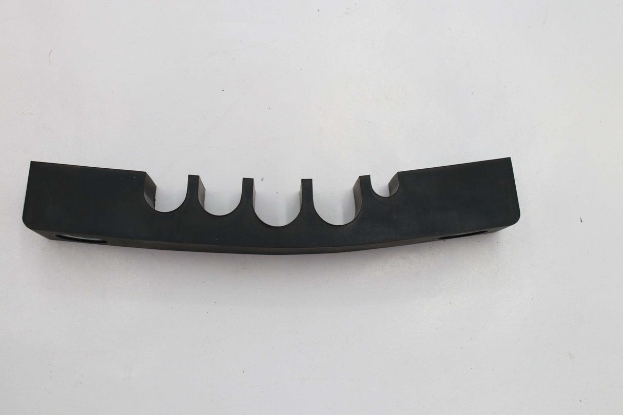 BOBCAT ­-­ 7373876 ­-­ CLAMP
