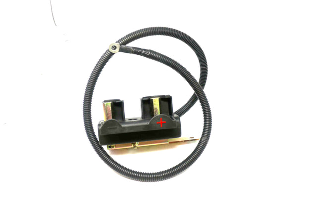 BOBCAT ­-­ 7401943 ­-­ HOUSING ASSEMBLY