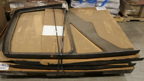 BOBCAT ­-­ 7261391 ­-­ PANEL