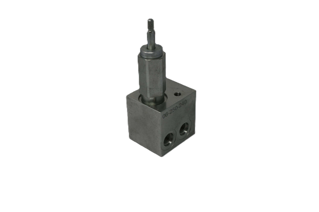 BOBCAT ­-­ 7339084 ­-­ VALVE BYPASS