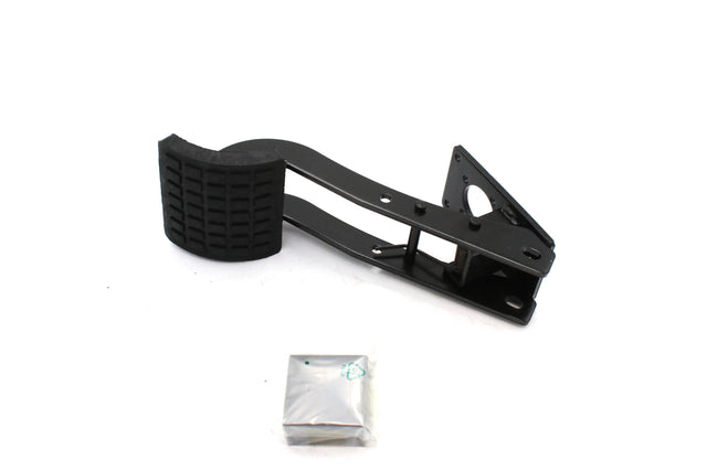 BOBCAT ­-­ 7022655 ­-­ PEDAL ASSEMBLY