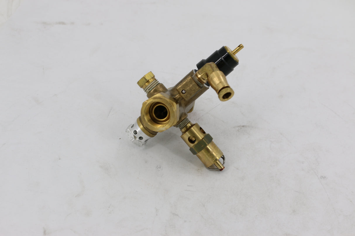 BOBCAT ­-­ 7312312 ­-­ VALVE CHECK