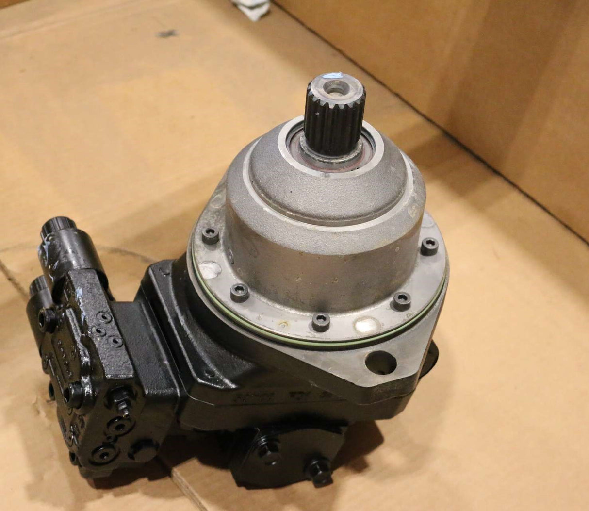 DYNAPOWER  ­-­ 51C080-1-RD3N T2D2 NNX1 ADA 036AANN 0027 ­-­ HYDRAULIC MOTOR ADJUSTING