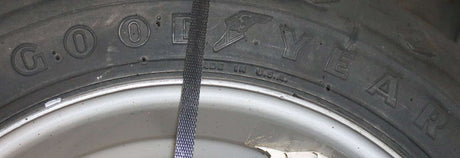 JLG ­-­ 0258393 ­-­ TIRE/RIM ASM 12X16.5