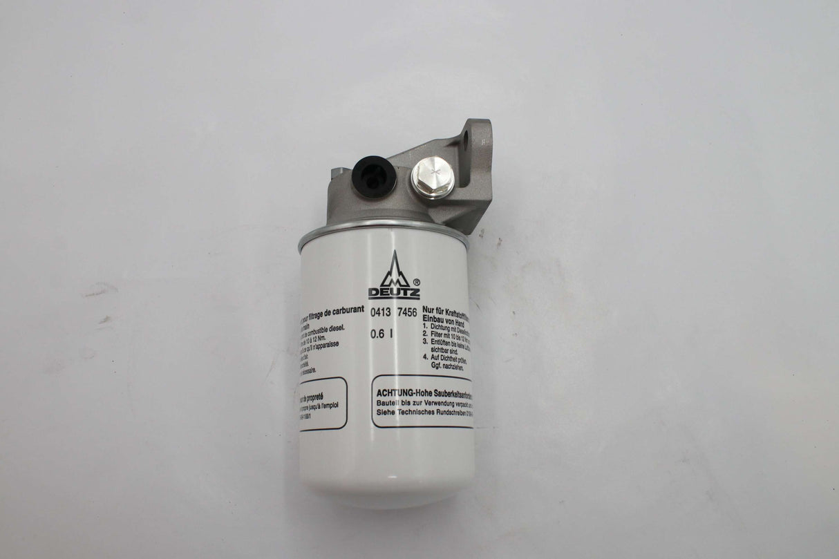 DEUTZ DIESEL ­-­ 0413-7457 ­-­ FUEL FILTER ASSY- SECONDARY