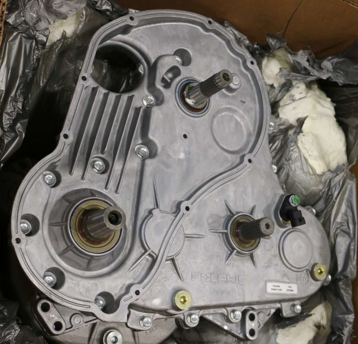 BOBCAT ­-­ 7023463 ­-­ TRANSMISSION - MAIN
