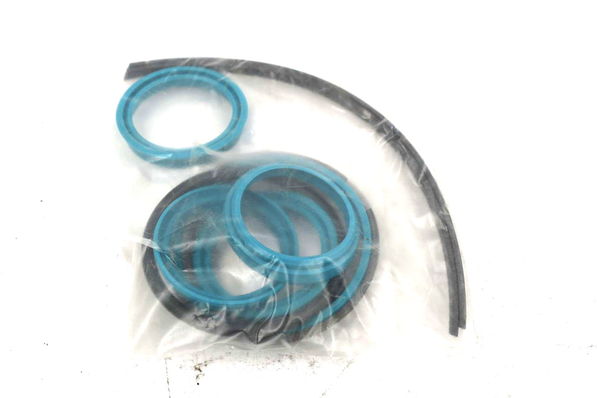 BOBCAT ­-­ 7011924 ­-­ SEAL KIT
