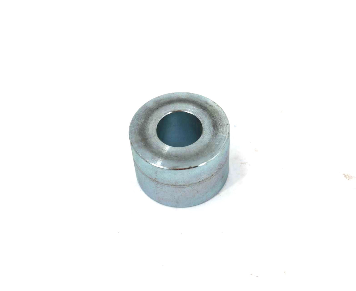 BOBCAT ­-­ 6919218 ­-­ SPACER