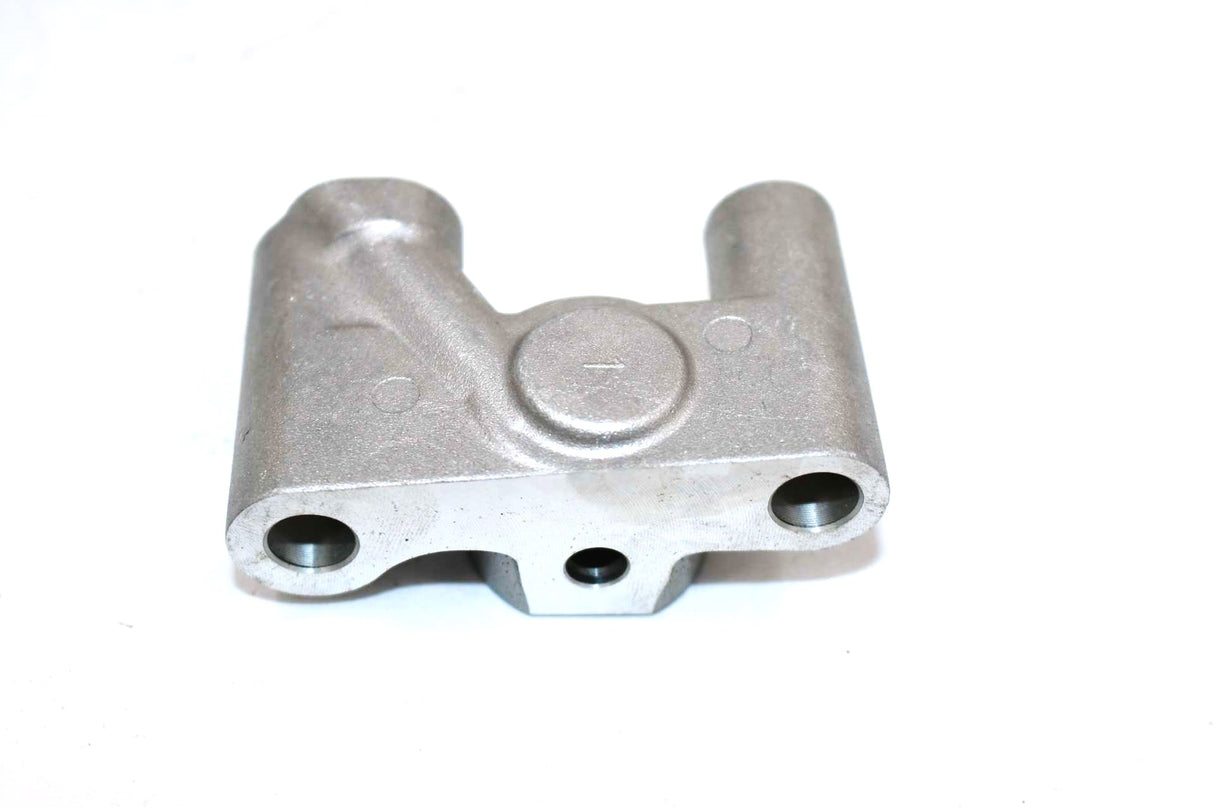 BOBCAT ­-­ 7387789 ­-­ BRACKET ROCKER ARM