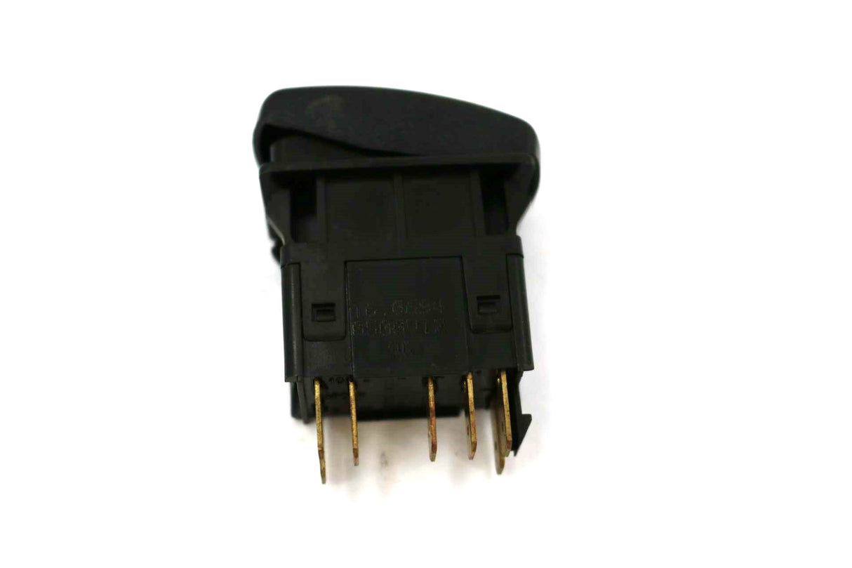 BOBCAT ­-­ 7027026 ­-­ SWITCH PUSH-BUTTON