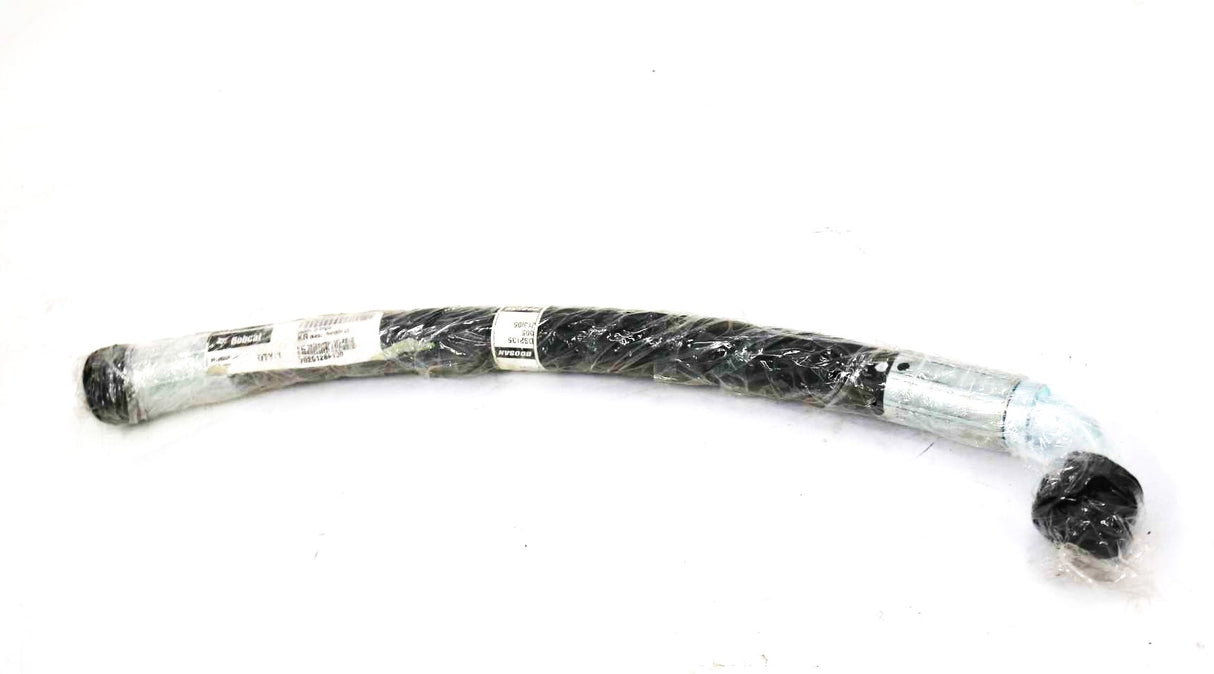 BOBCAT ­-­ 7029128 ­-­ HOSE HYDRAULIC