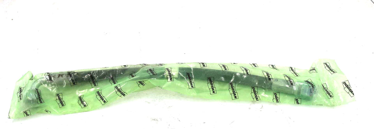 BOBCAT ­-­ 7287909 ­-­ HOSE - HYD