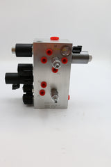 JLG ­-­ 1001234828 ­-­ MANIFOLD - MAIN RT