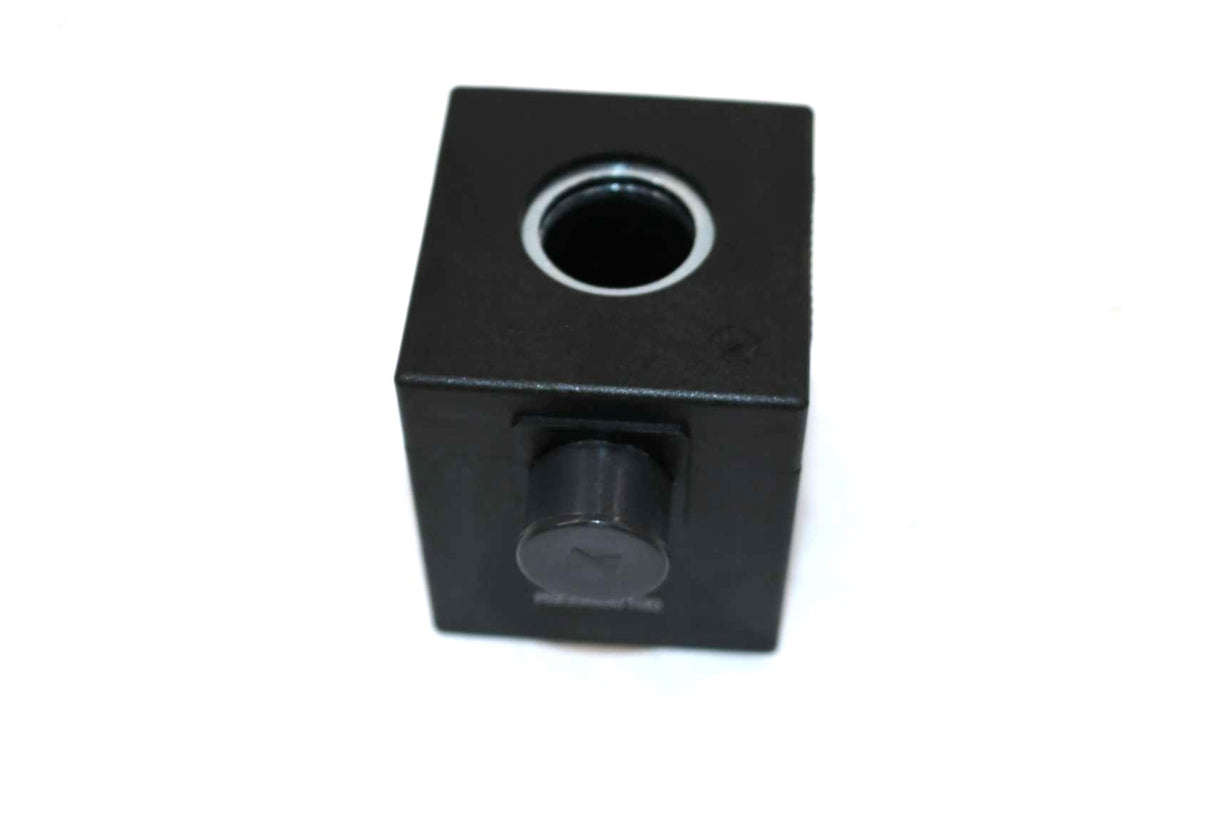 BOBCAT ­-­ 7014728 ­-­ SOLENOID VALVE