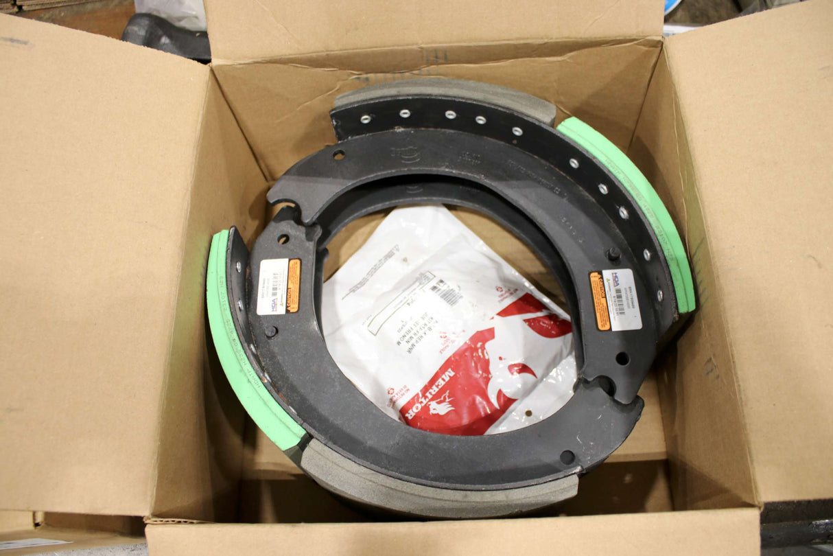 ROADWOLF TRANSPORTATION PRODUCTS  LLC ­-­ 13 XKRW 23 4725 ES2 ­-­ BRAKE SHOE KIT
