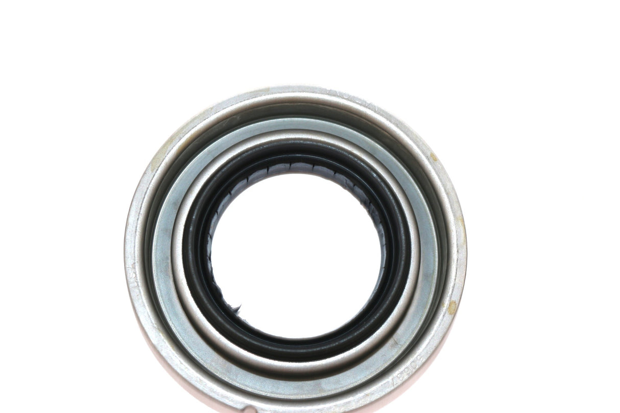 MOPAR ­-­ 05019843AA ­-­ OIL SEAL