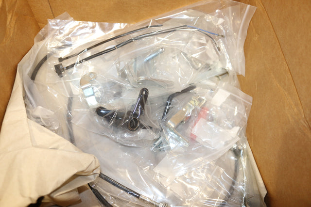 BOBCAT ­-­ 7387331 ­-­ KIT LINKAGE